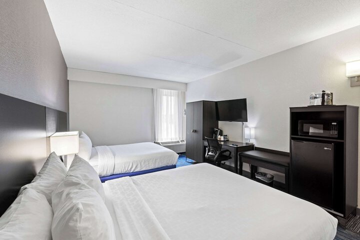 Room 18 of 62