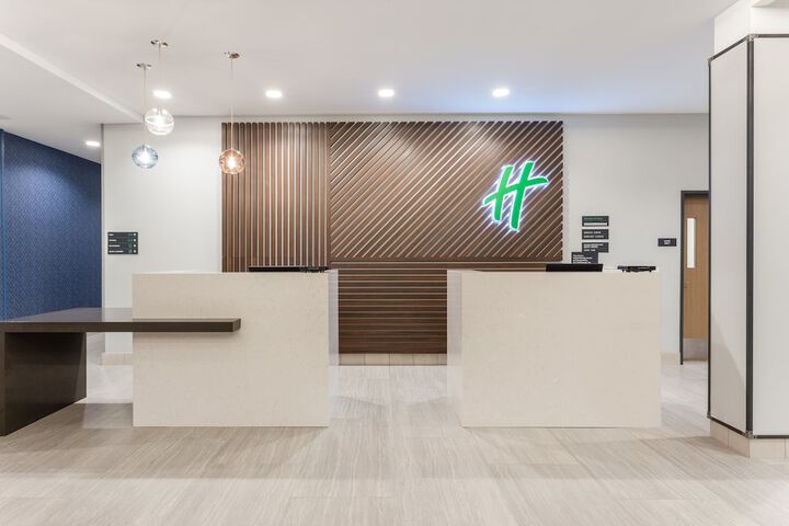 Holiday Inn & Suites Cedar Falls - Waterloo Event Center by IHG