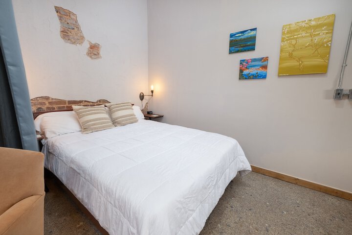 Hartwell Suites