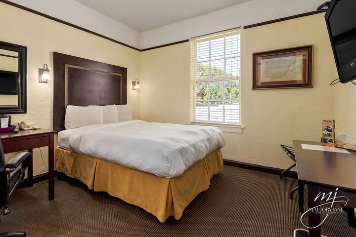 Room 49 of 58