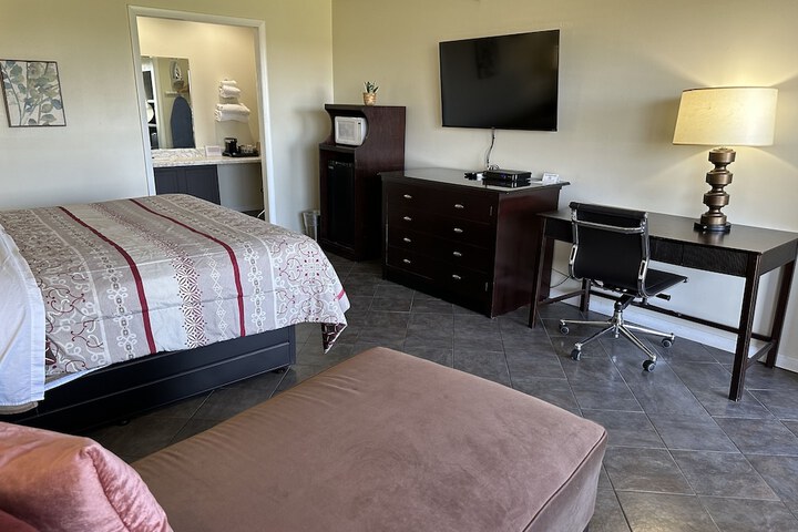 Room 26 of 68