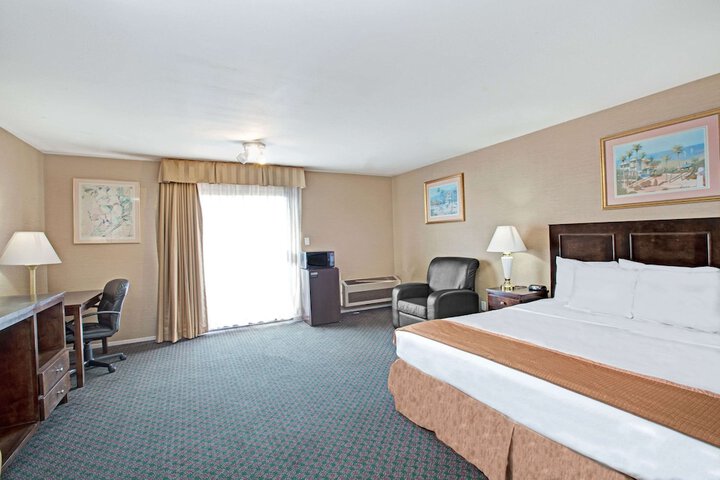 Room 5 of 21
