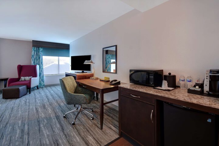 Room 17 of 49