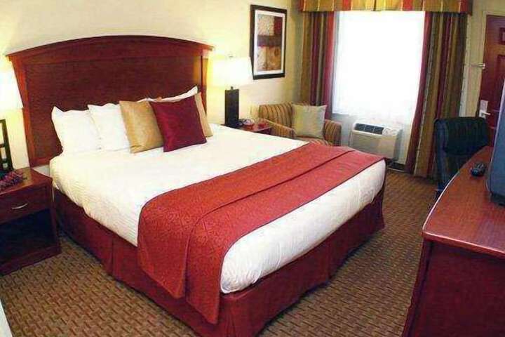 Quality Inn & Suites Santa Cruz Mountains