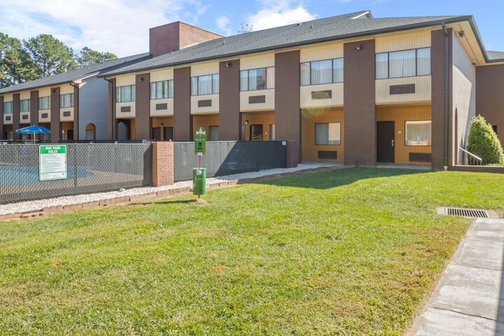 Quality Suites Hickory South