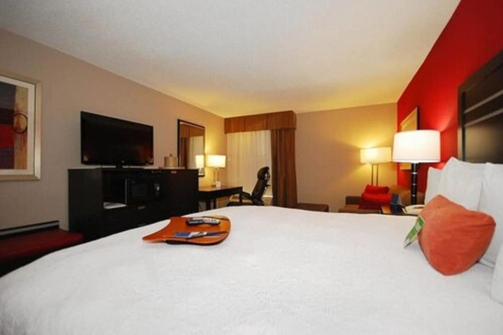 Room 25 of 50