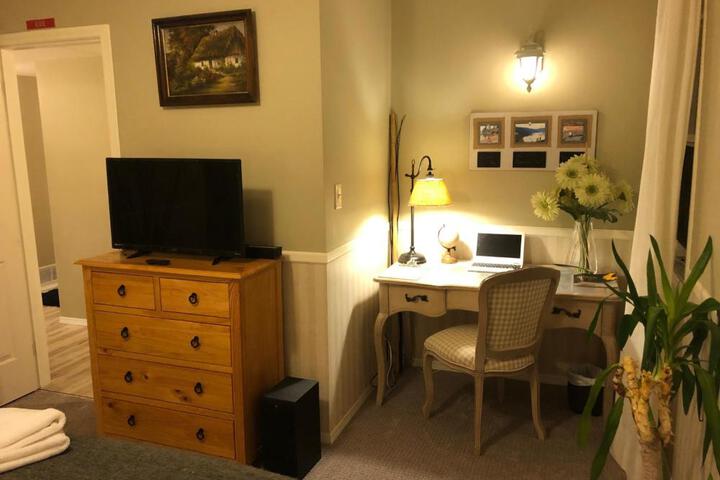 Country Cottage B & B