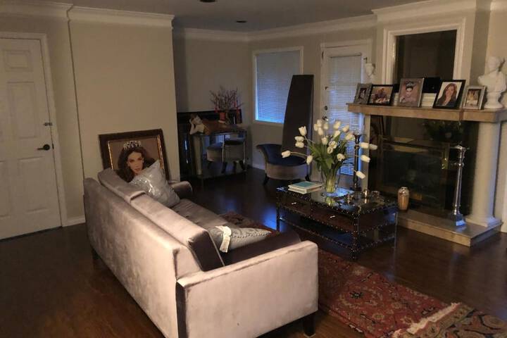 Room 17 of 36
