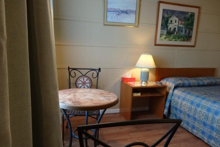 Room 29 of 46