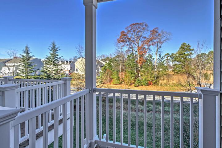 Near Bethany Beach & Boardwalk: Pristine Townhome!