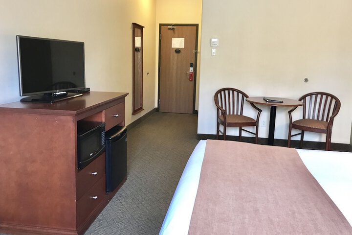 Room 62 of 86