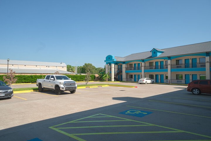 Property Grounds 53 of 55