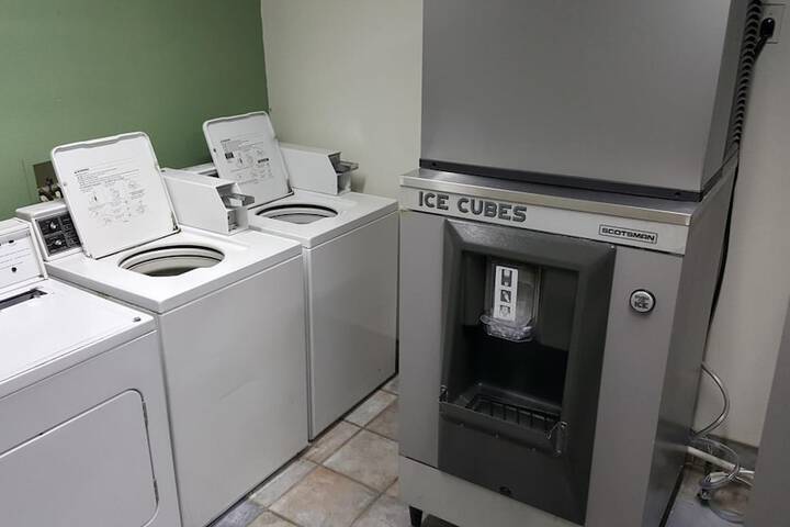 Laundry 31 of 31