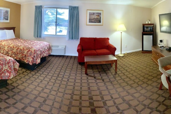 Room 8 of 39