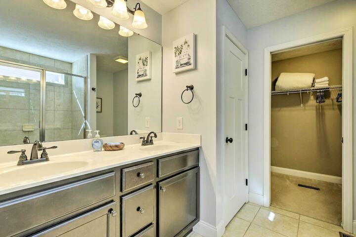 Idyllic Pinehurst Home Near Golf Course!