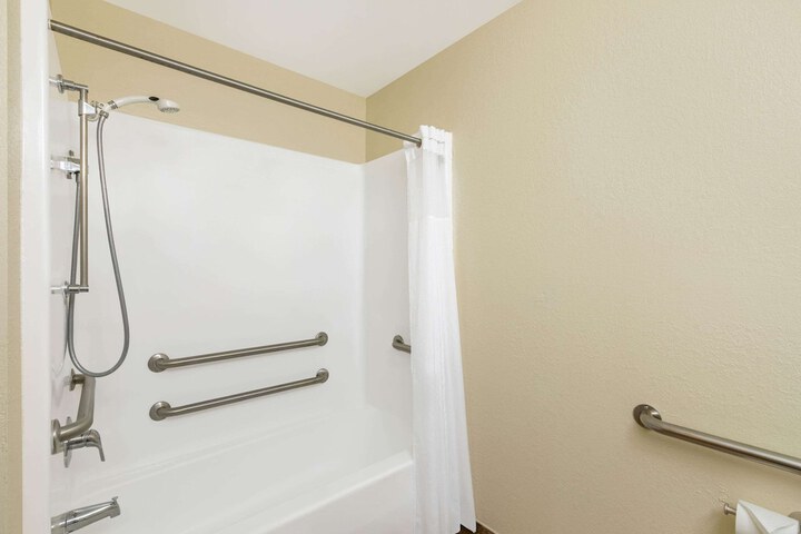 Room 21 of 30