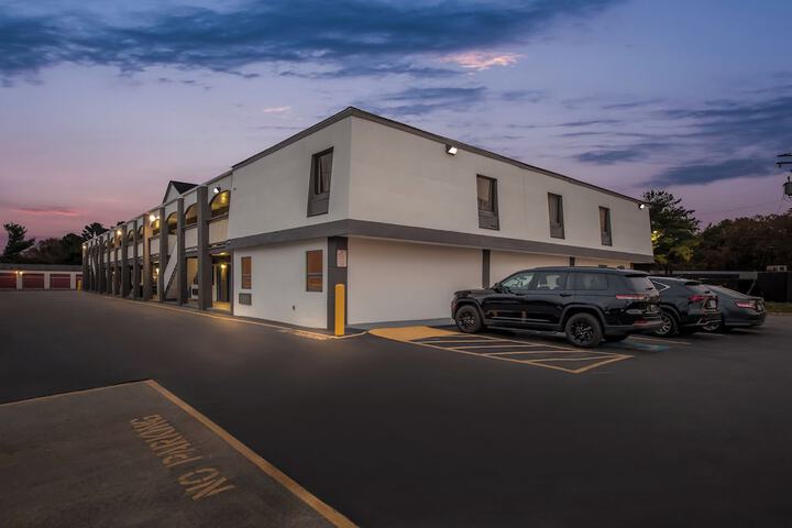 Days Inn by Wyndham Chesapeake