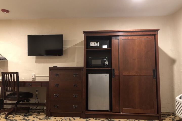 Room 31 of 80