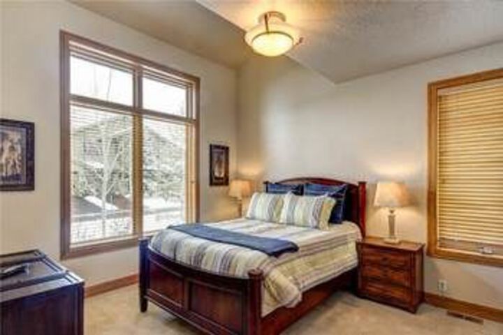 The Cove Condominium by Alpine Ski Properties
