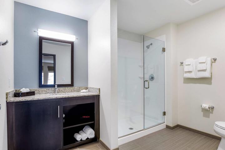 MainStay Suites Winfield - Teays Valley