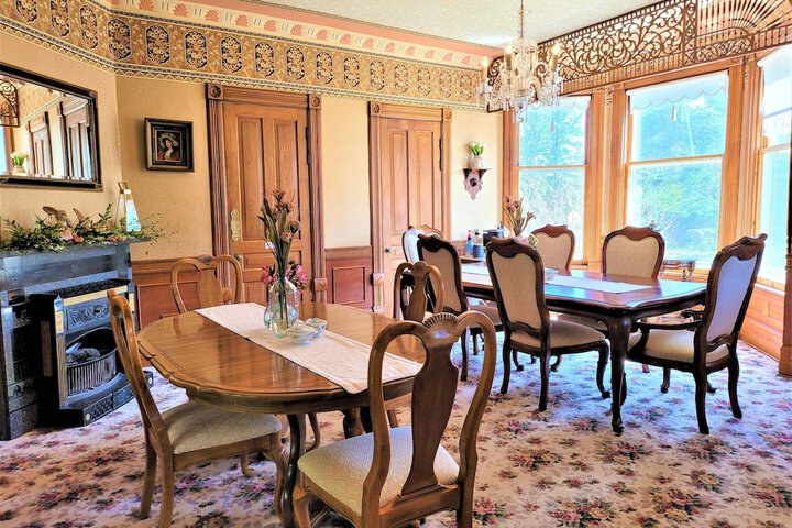 Grand Victorian B & B Inn