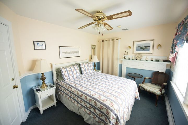Room 22 of 40
