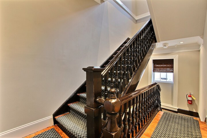 Hotel Interior 14 of 32