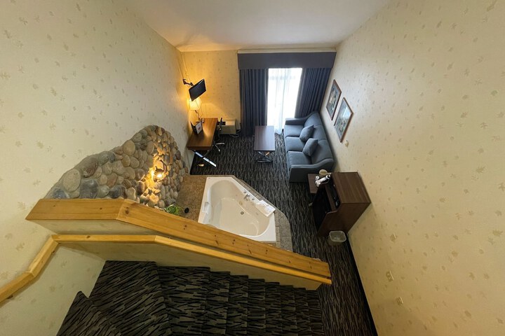 Room 68 of 112