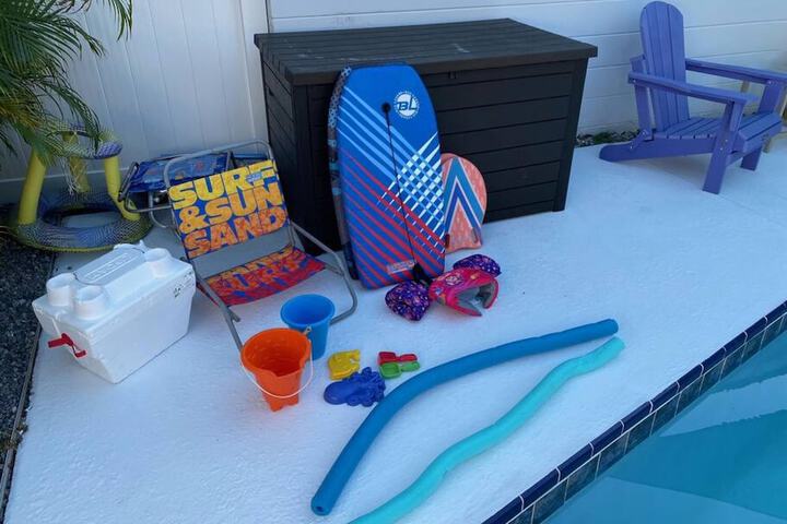 Heated Pool Close to St. Pete Tampa Pet Friendly