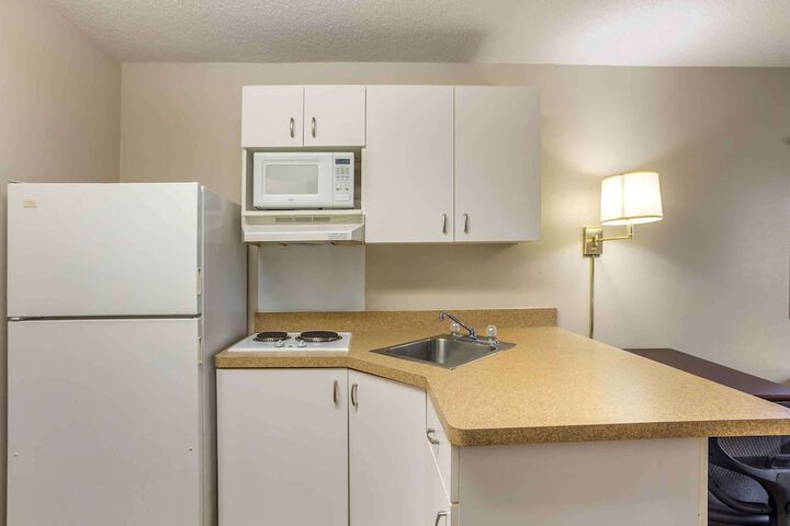 Room 12 of 26