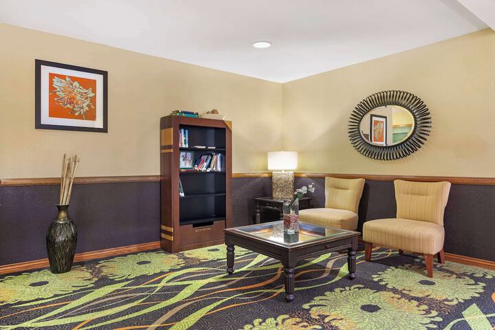 Hotel Interior 7 of 40