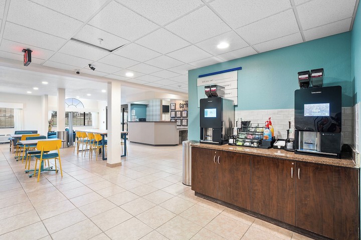 Garner Hotel Gonzales by IHG