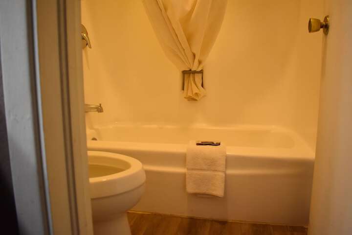 Room 8 of 22