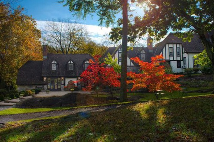 Hillbrook Inn