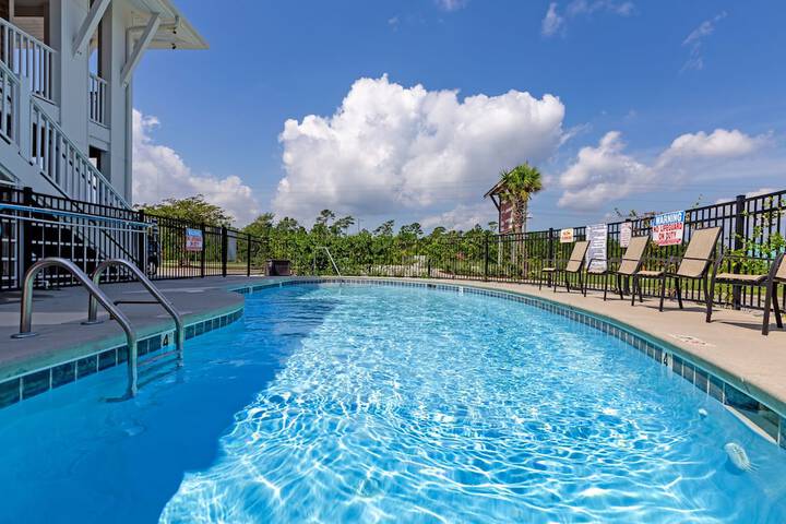 Pool 14 of 58