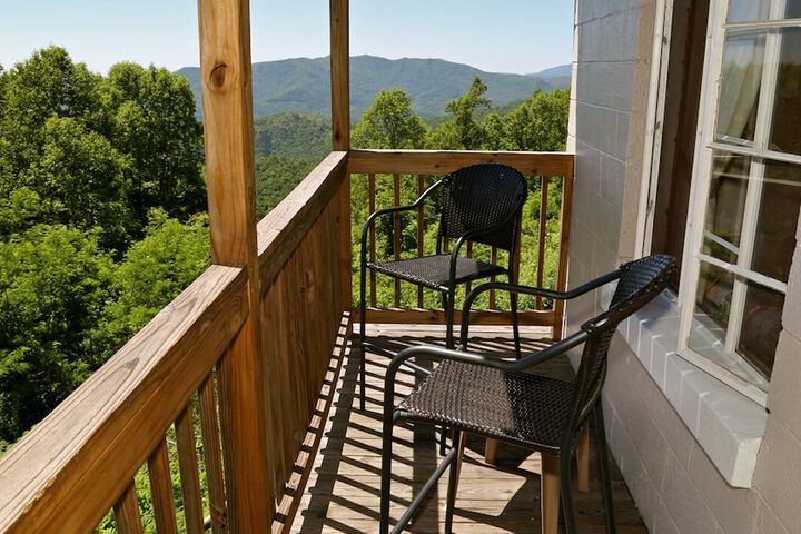 Terrace/Patio 28 of 32