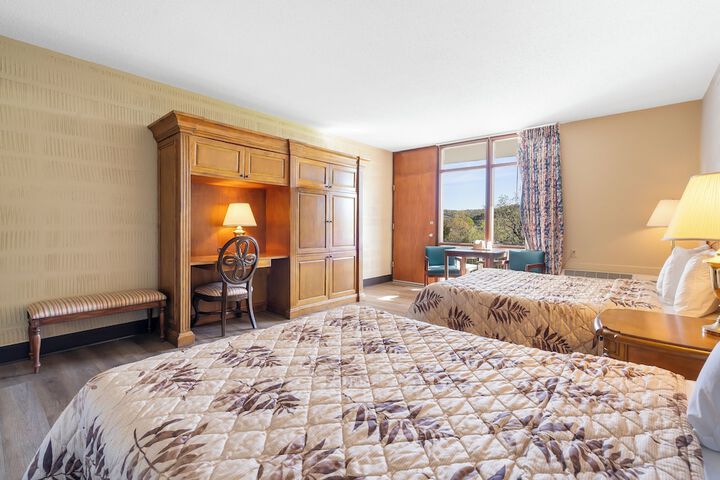 Room 87 of 152