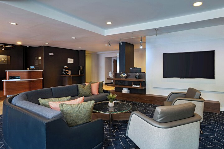 Hotel Interior 9 of 42