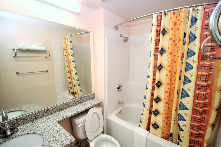 Crystal Star Inn Edmonton Airport
