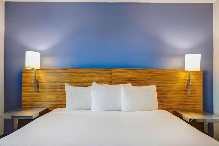 Room 22 of 25