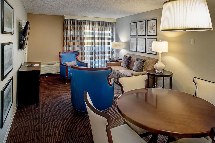 Room 43 of 72