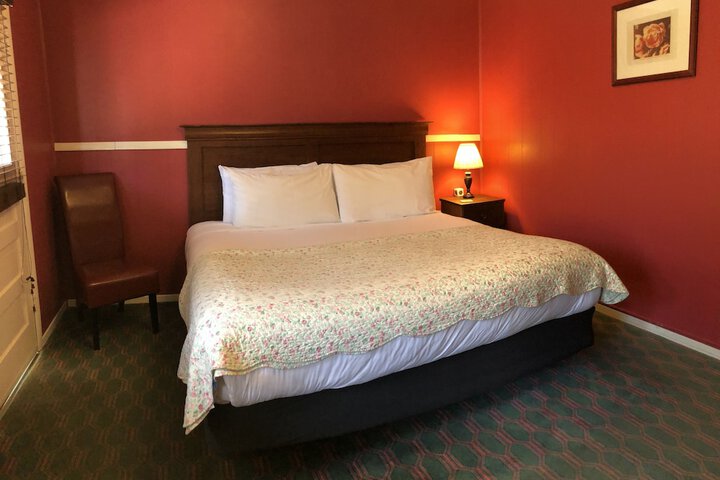 Alpine Inn