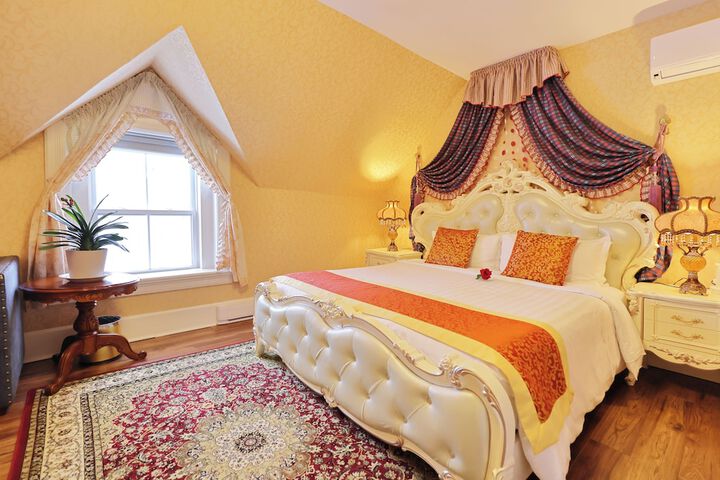 Room 158 of 252
