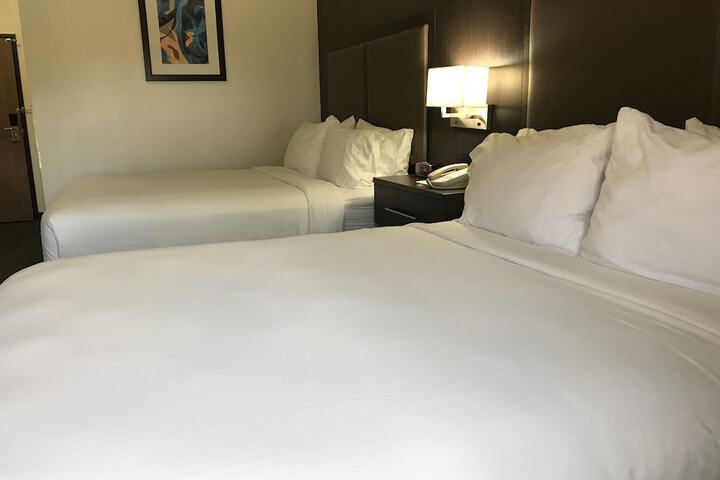 Room 22 of 43