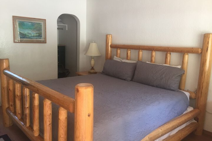 Room 28 of 105