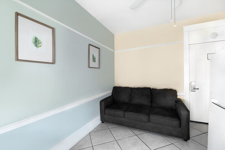 Room 44 of 55