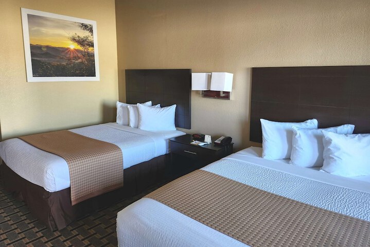 Days Inn by Wyndham Baytown East