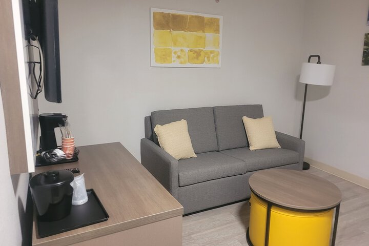 Room 28 of 45