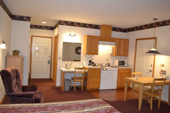 Room 28 of 36