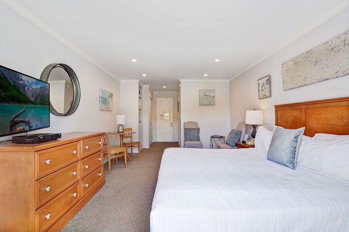 Room 140 of 184